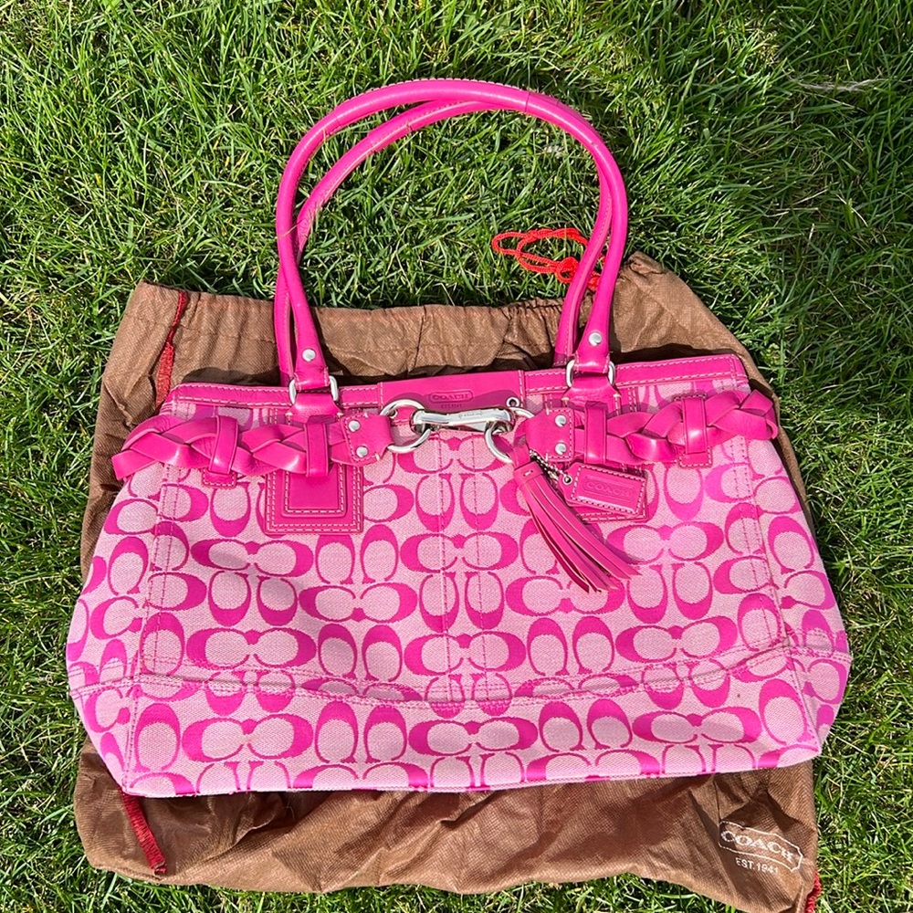 Beautiful pink coach bag